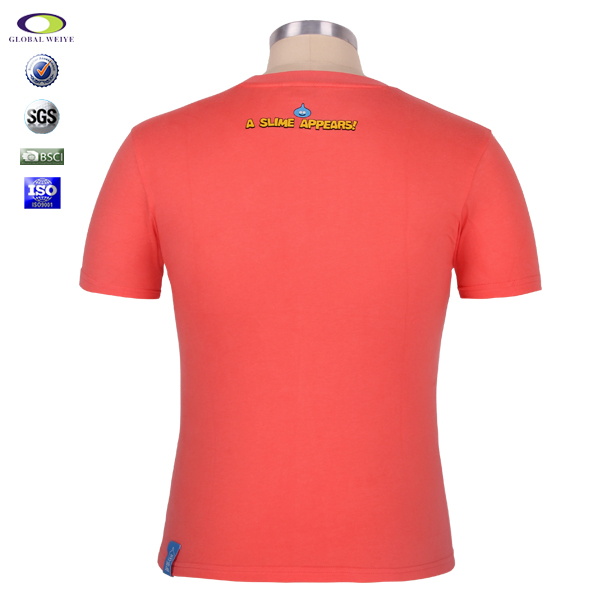 男士圆领橙色T恤游戏广告宣传