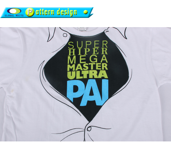 假两件满版印花T恤白色圆领短袖