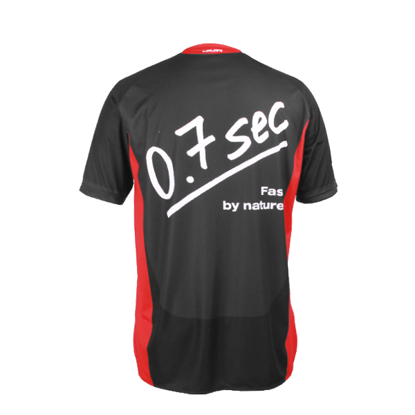 定制男士黑红拼接全涤热升华圆领短袖T恤衫定制厂家