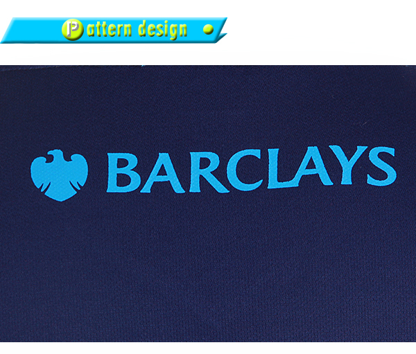 订制深蓝色全涤V领异色领印花T恤男短袖T恤衫运动服